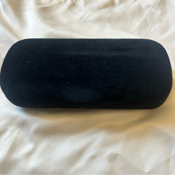 Gucci Black and Gray Eyeglass Case with Pouch - Picture 3 of 4